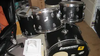 Ludwig Black Wrap ID and Value