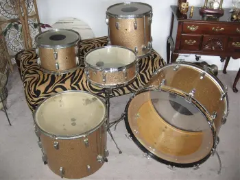 CL Find Today 68 Champagne Sparkle Kit