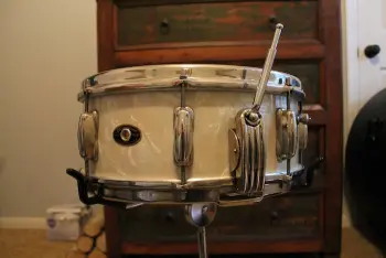Clamshell Extension Arms