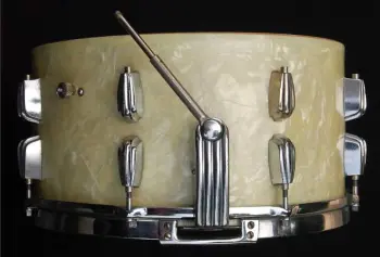 Clamshell Extension Arms