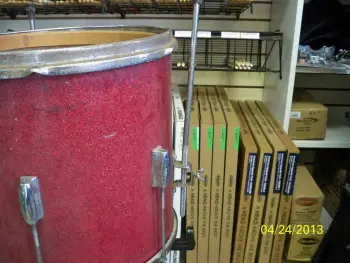 Tempo 14x14 Red Sparkle