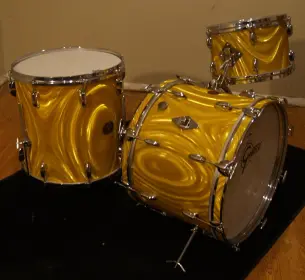 always looking to buy Gretsch round badge drums for restoration