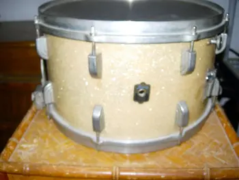 40s Leedy drum head