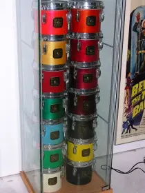 Help with Gretsch Snare ID?