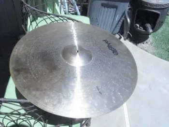 Help me identify this paiste please