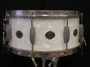 Another Mike Prete phony badge drum?