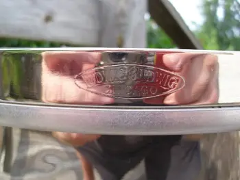 Vintage Ludwig snare ???