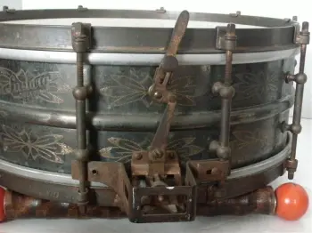 Need Help 1928/29 Super-Ludwig Black Beauty