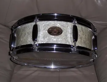 Rogers Holiday Snare