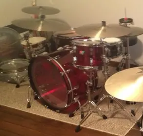 Newer Limited Edition Red and Green Ludwig Vistalites