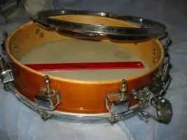 Old TAMA Piccolo Snare w/ ANGLED LUGS?!!