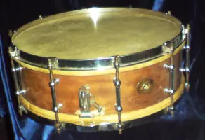 Vintage Ludwig Snare - information?