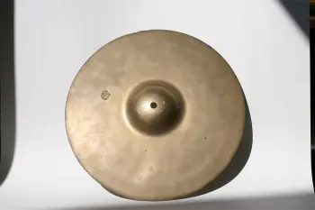 Unusual partial stamp on an 11&quot; cymbal