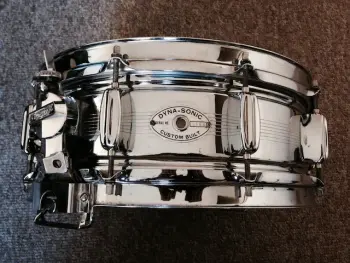 Selling for a friend. Need advice! Rogers Buddy Headliner B+B Lugs