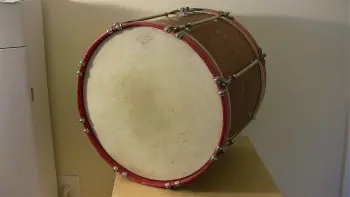 help identify 1920's ludwig snare