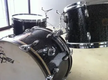 My Anniversary Sparkle Gretsch Pics.