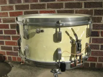 Leedy Snare can somebody tell me anything about it?