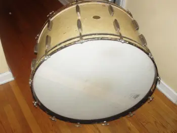 30's Slingy bass?
