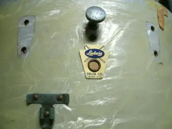 Ludwig/WFL drum key mount??