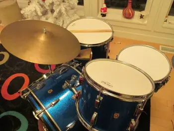 Ludwig Blue Christmas-1966