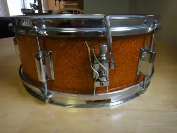 `60s Kent maple snare gold sparkle
