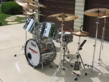 What's a good price to pay for a set of Sonor Teardrops, Chicago set-up?