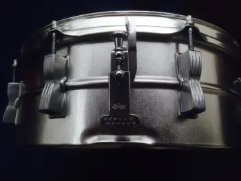 Questions for Ludwig experts regarding the Acrolite &quot;prototype&quot; snare