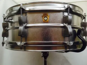 Questions for Ludwig experts regarding the Acrolite &quot;prototype&quot; snare