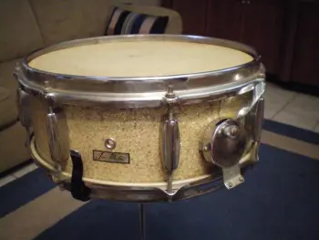 MIJ Jazz Master Snare