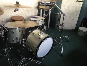 identify 60 Ludwig kit