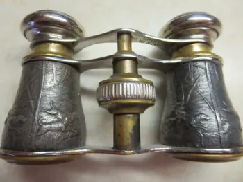 OT:..SELLING a late 1800's pair of French opera glasses..what category on Feebay?
