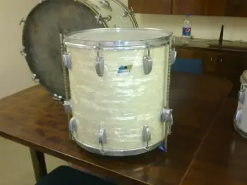 Is this a 1970's Ludwig?