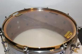 6.5 x 14 Tommy Wells Solid Shell Cherry Snare in White Pearl, Vintage Trimmings