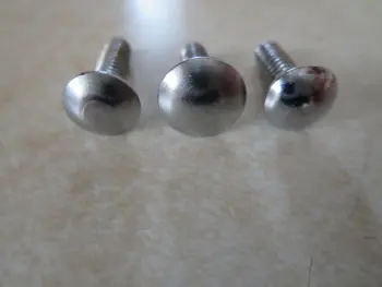 Rogers plates/mounting screw questions..