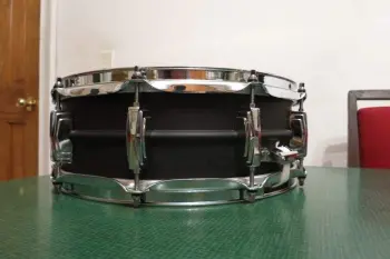 Custom Snares Thread