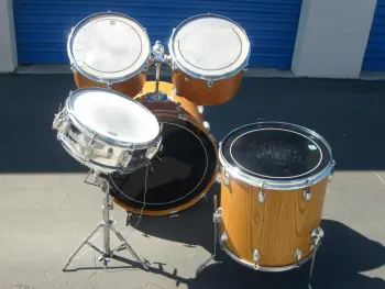 Vintage 60's Natural Maple 5 Piece Slingerland Kit