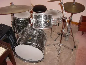 Info Requested re: Vintage Ludwig Drumset