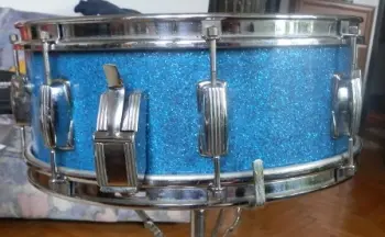 Meazzi snare drum