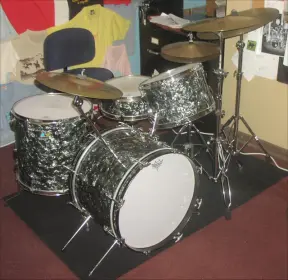 For Sale: 1961 Ludwig Super Classic Set