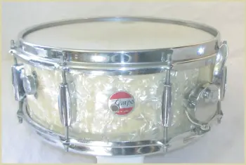 Can anyone identify this Tempo Snare?