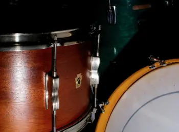 WFL 8x15 Mahogany Snare, worth fixing?