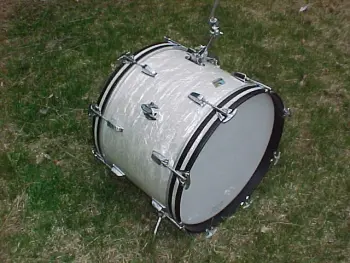 Ludwig Large classic lugs on vintage 8x12?   Help!!!