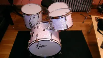 1960's Gretsch Progressive Vintage Drum set 20bd, 18bd, 14fl, 12tm, 14 - $2800 Boston