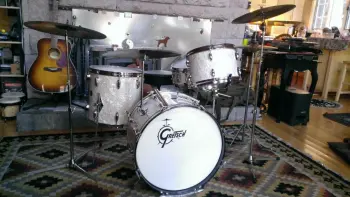 1960's Gretsch Progressive Vintage Drum set 20bd, 18bd, 14fl, 12tm, 14 - $2800 Boston