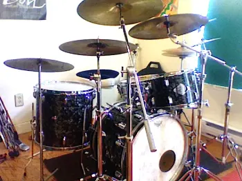 Crown drums