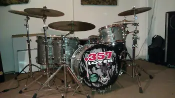 1966 Rogers Steel Gray Ripple Pearl