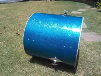 gretsch tack badge blue glitter floor tom for a red vista floor
