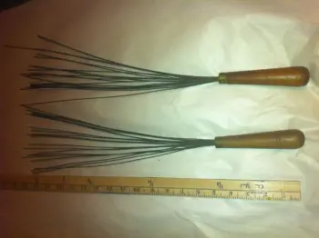 WW1 (pre?) Drum sticks, Crazy brushes, mallets, etc. Valuable?
