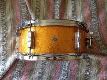 1965 Ludwig Pioneer Gold Sparkle