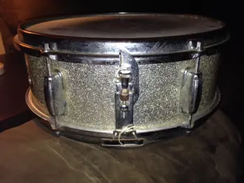 Need Help Identifying Slingerland Silver Sparkle Snare